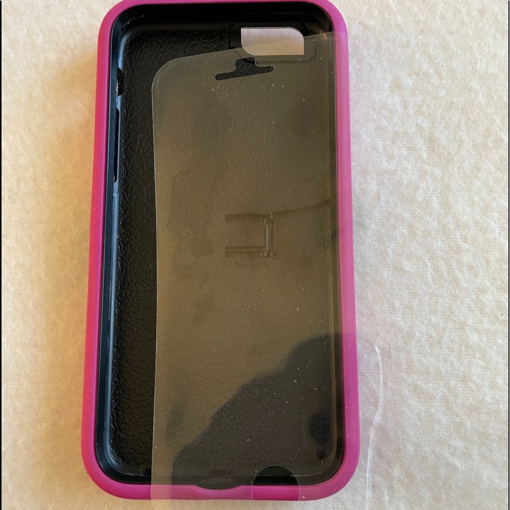 PINK/BLACK IPHONE 7 CASE WITH STAND 5” x 2.5”